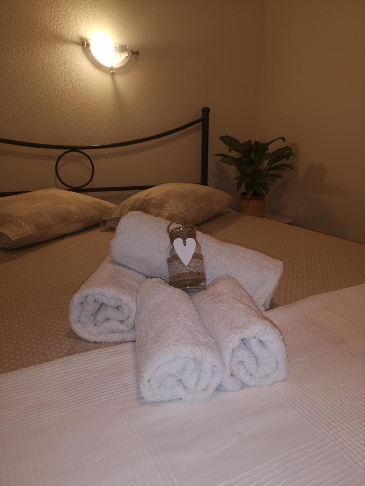 Makis Nest Apart-Hotel Vourvourou Eksteriør billede